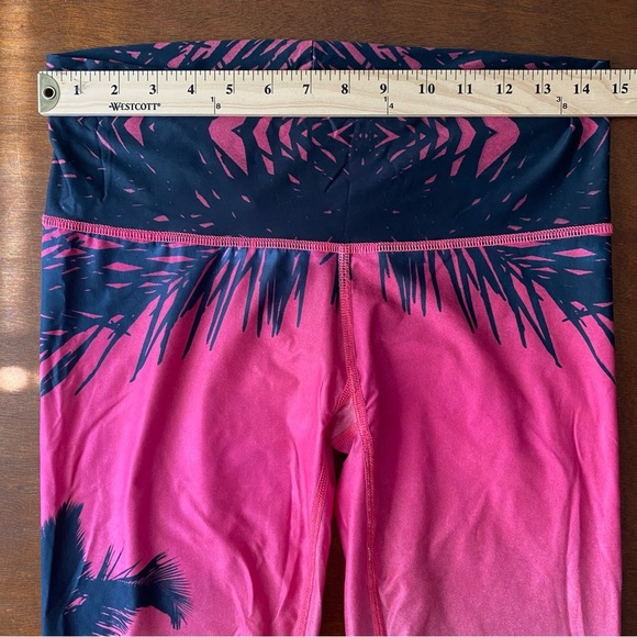 TEEKI Mid Rise Yoga Athleisure Tropical Leggings Large Sunset Beach Boho - Picture 3 of 9